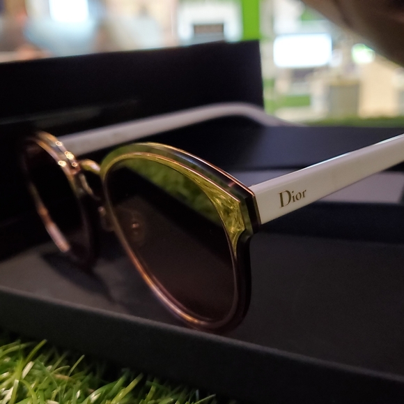 Dior Nightfall sunglasses - Picture 1 of 2